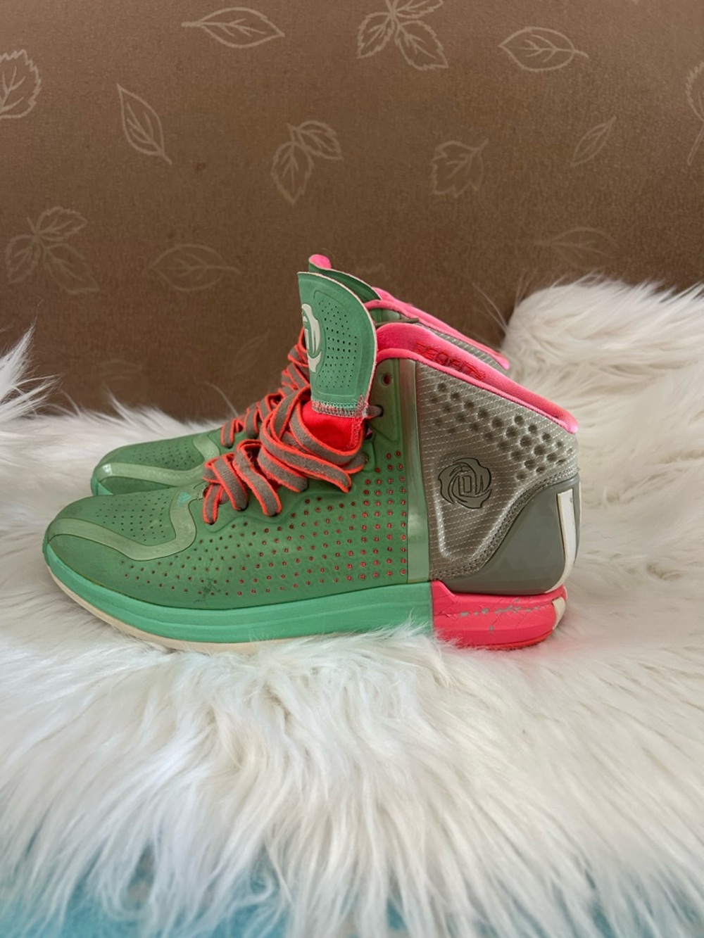 High-Top Athletic Sneakers in Green and Pink